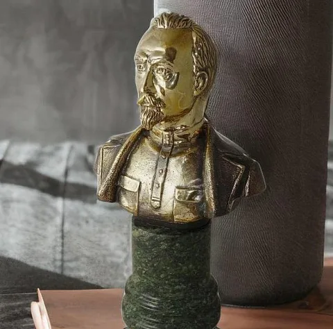 Бюст «Дзержинский» №2 из бронзы — оригинальный подарок