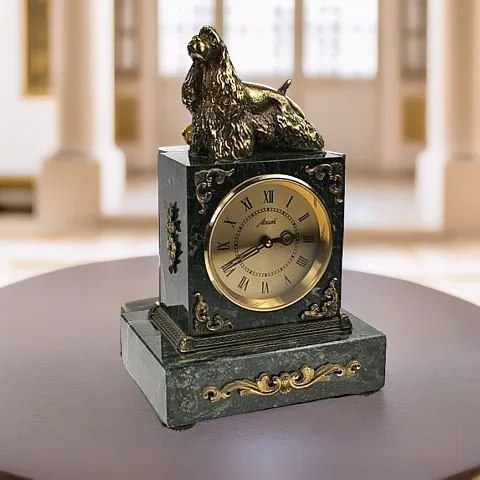 Подарочные часы со спаниелем
