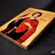 Икона деревянная с ковчегом "Святой Трифон" в подарок — фотография 5