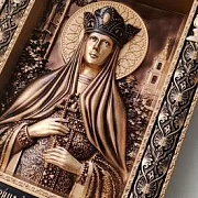 Икона резная Царица Александра Романова в подарок — фотография 3