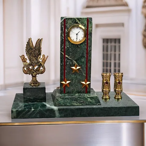Часы «Погон» с гербом ОКС МВД и подставками — оригинальный подарок